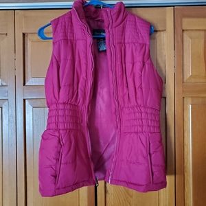 Outer edge puffer vest